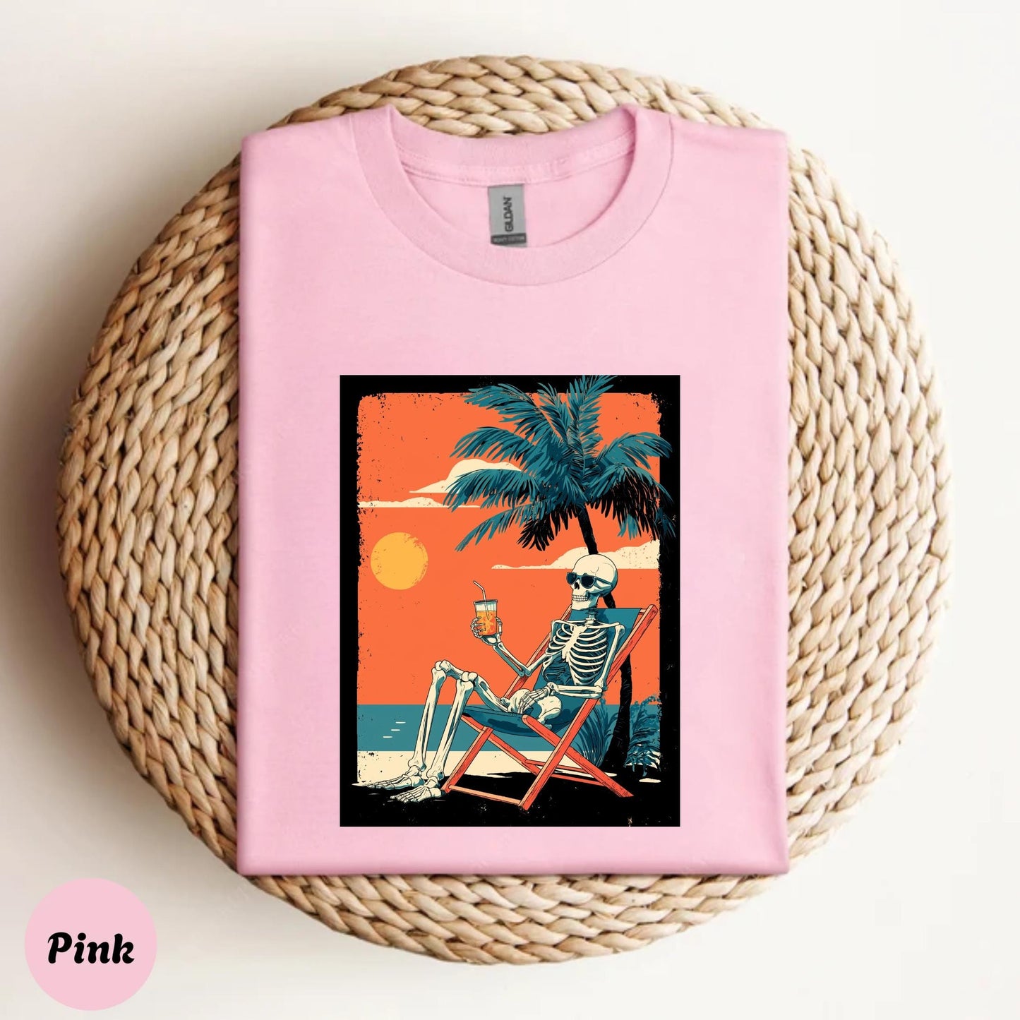Skeleton Beach Shirt Funny Tropical Goth Tee Vintage Sunset Vacay Graphic T-Shirt for Halloween and Summer Vibes AA43