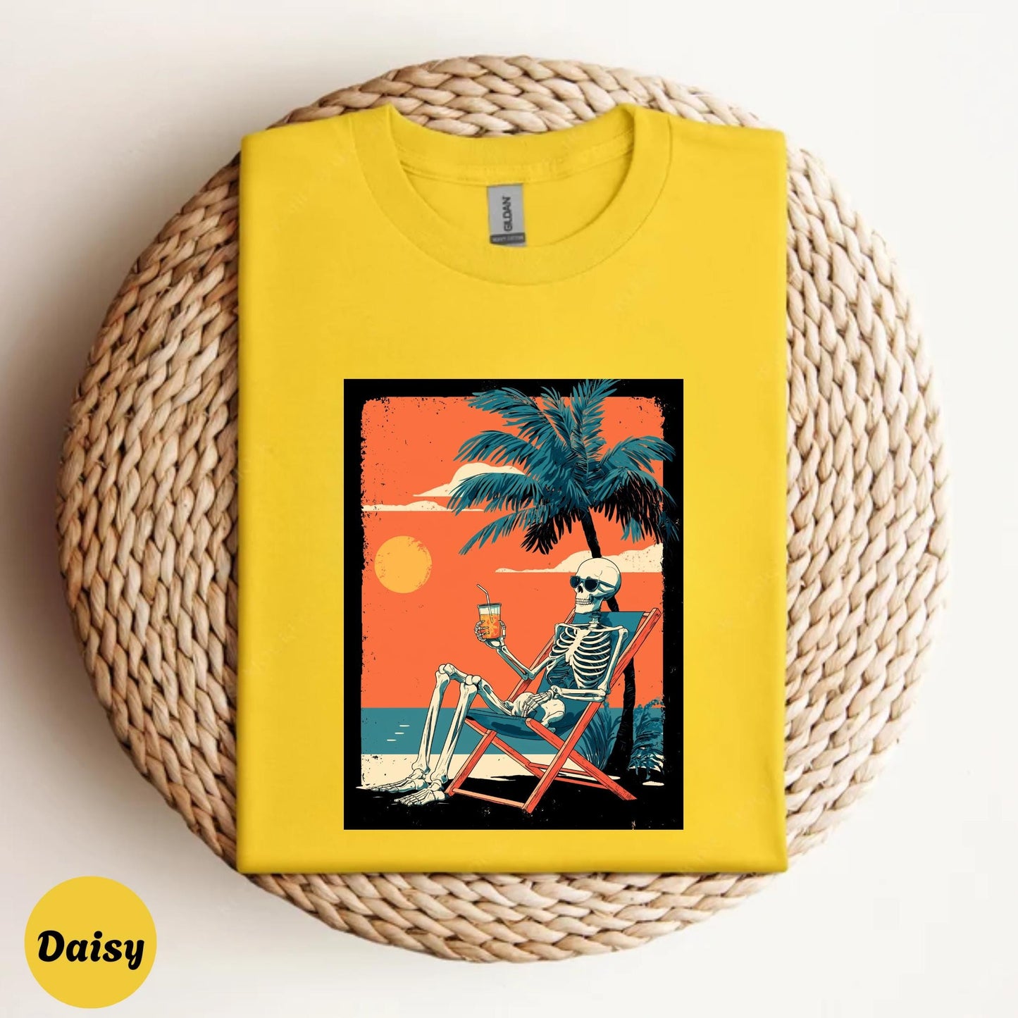Skeleton Beach Shirt Funny Tropical Goth Tee Vintage Sunset Vacay Graphic T-Shirt for Halloween and Summer Vibes AA43