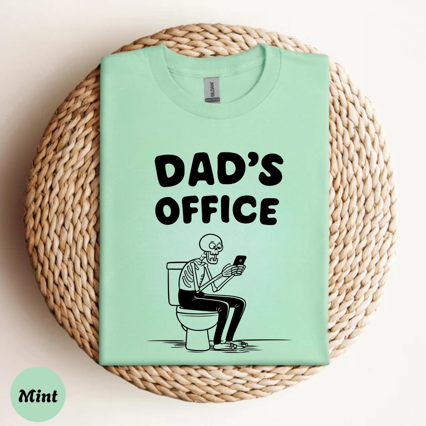 Funny Dad’s Office Skeleton Shirt – Toilet Humor T-Shirt for Dads, Sarcastic Father’s Day Gift, Lazy Dad Graphic Tee AA86