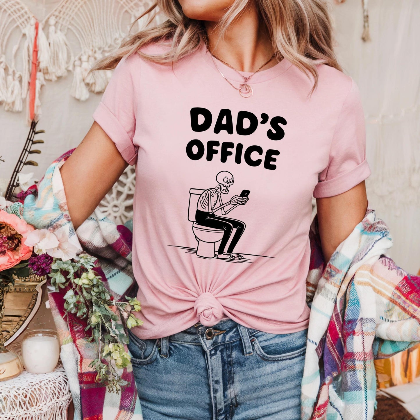 Funny Dad’s Office Skeleton Shirt – Toilet Humor T-Shirt for Dads, Sarcastic Father’s Day Gift, Lazy Dad Graphic Tee AA86