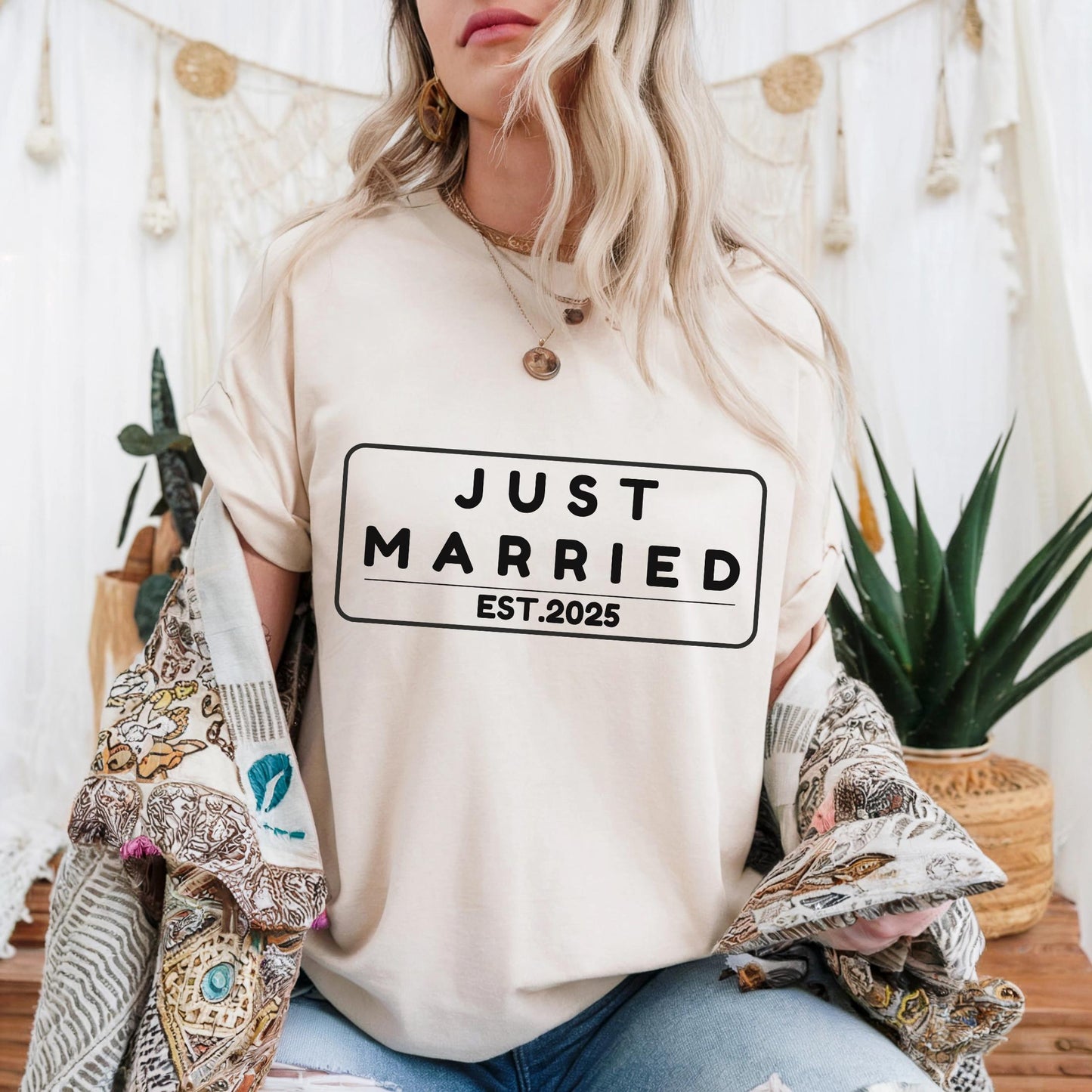Just Married 2025 Shirt – Cute Graphic Tee for Bride or Groom, Casual Newlywed Gift, Minimal Wedding Celebration Top AA74